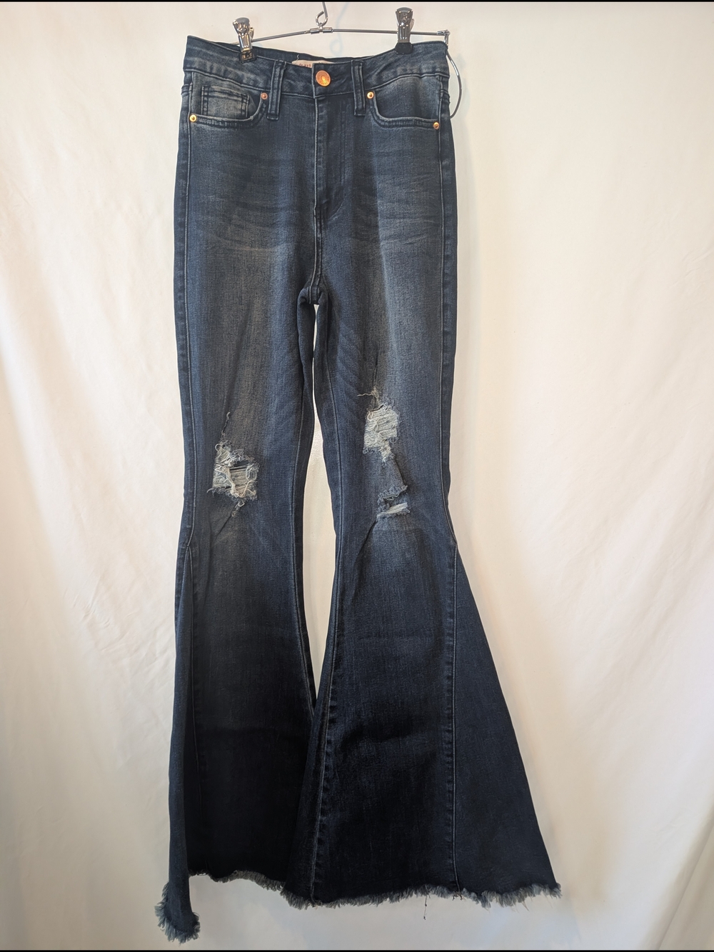 YMI Dark Blue‎ Distressed Wide leg Flare  bell-bottoms Gigi Fit 5/27